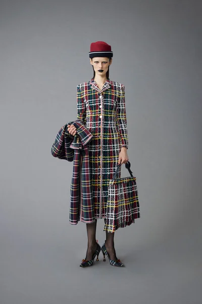 Look 30